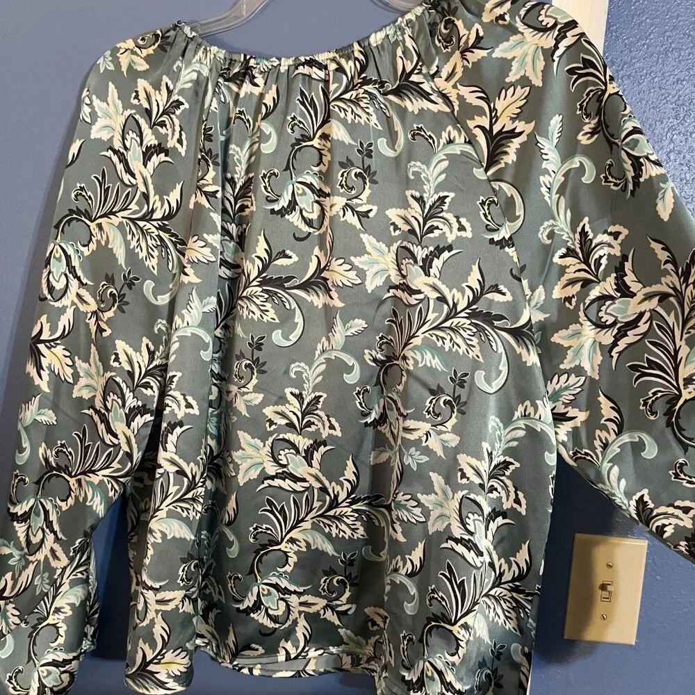 LOFT Elegant Floral Blouse - Mint Green - Picture 5 of 10